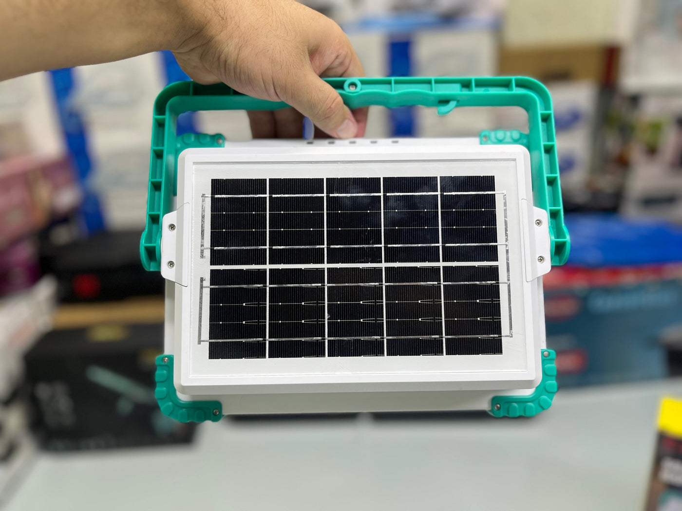 IP66 Solar Charging Hand-Held Lamp 200W