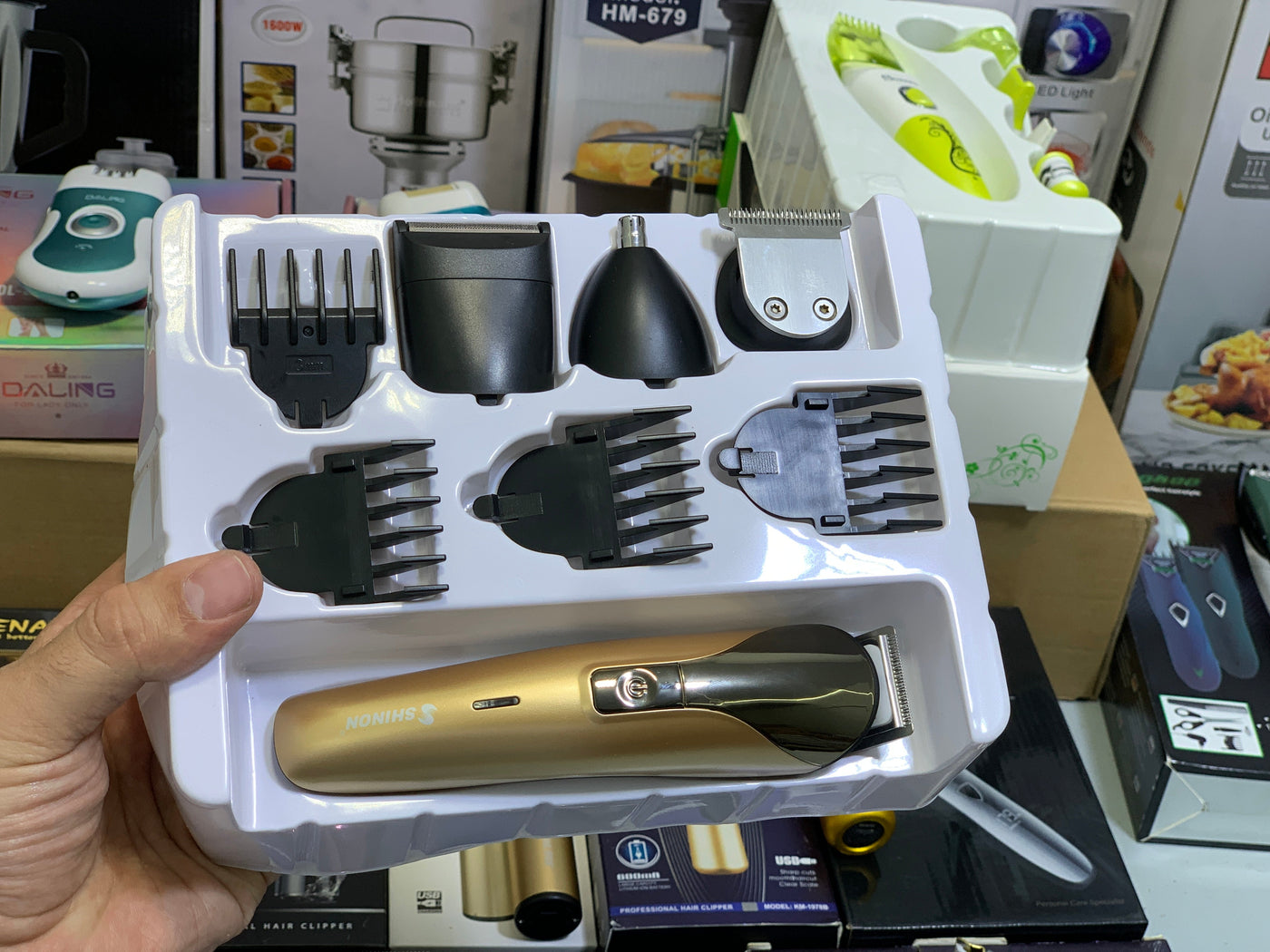 Shinon 8 in 1 professional trimmer suit| Model: SH-1712