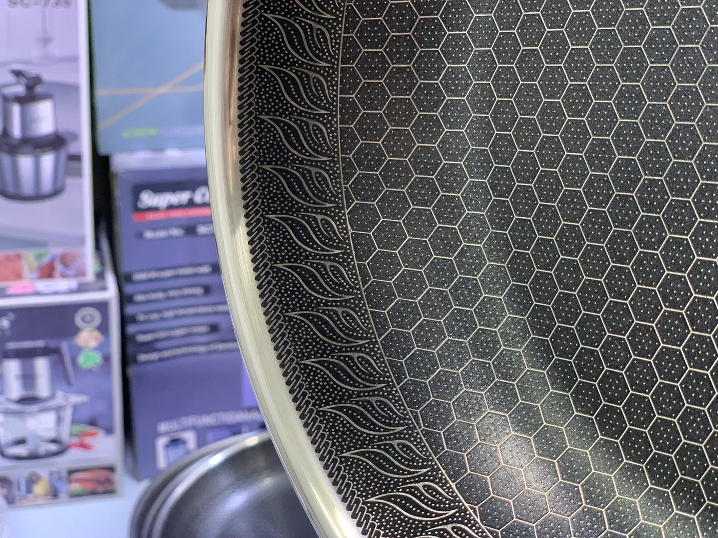 Laser Coating Frying Pan Stainless Steel Honeycomb Pattern Skillet without Lid