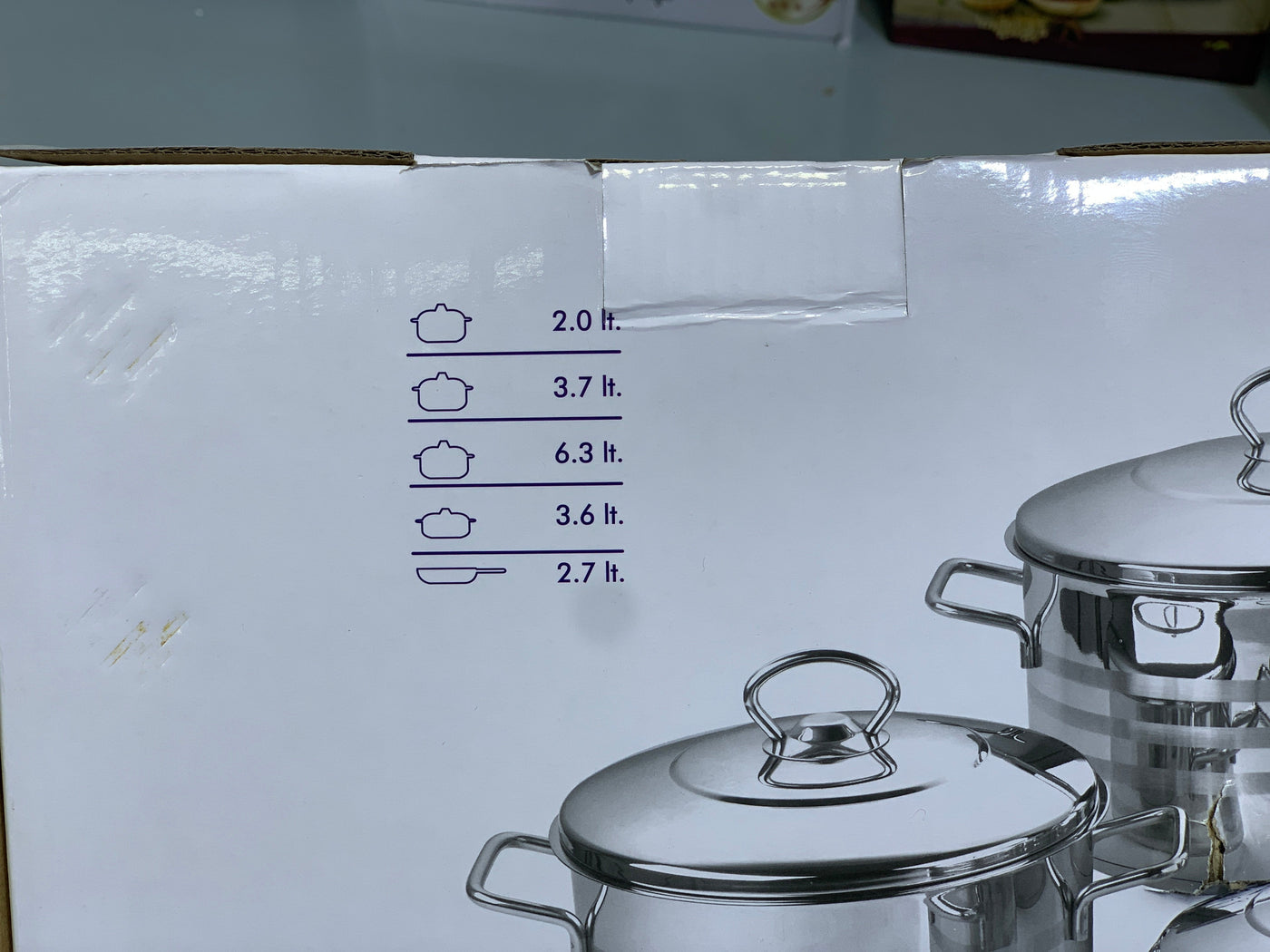 Korkmaz Cookware Set 9 Pieces Stainless Steel induction base