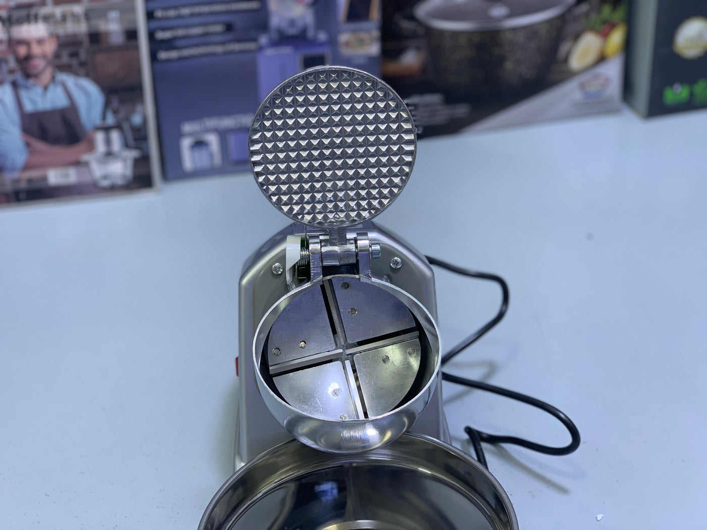 Ice Crusher|4 Crushing Blades|300W