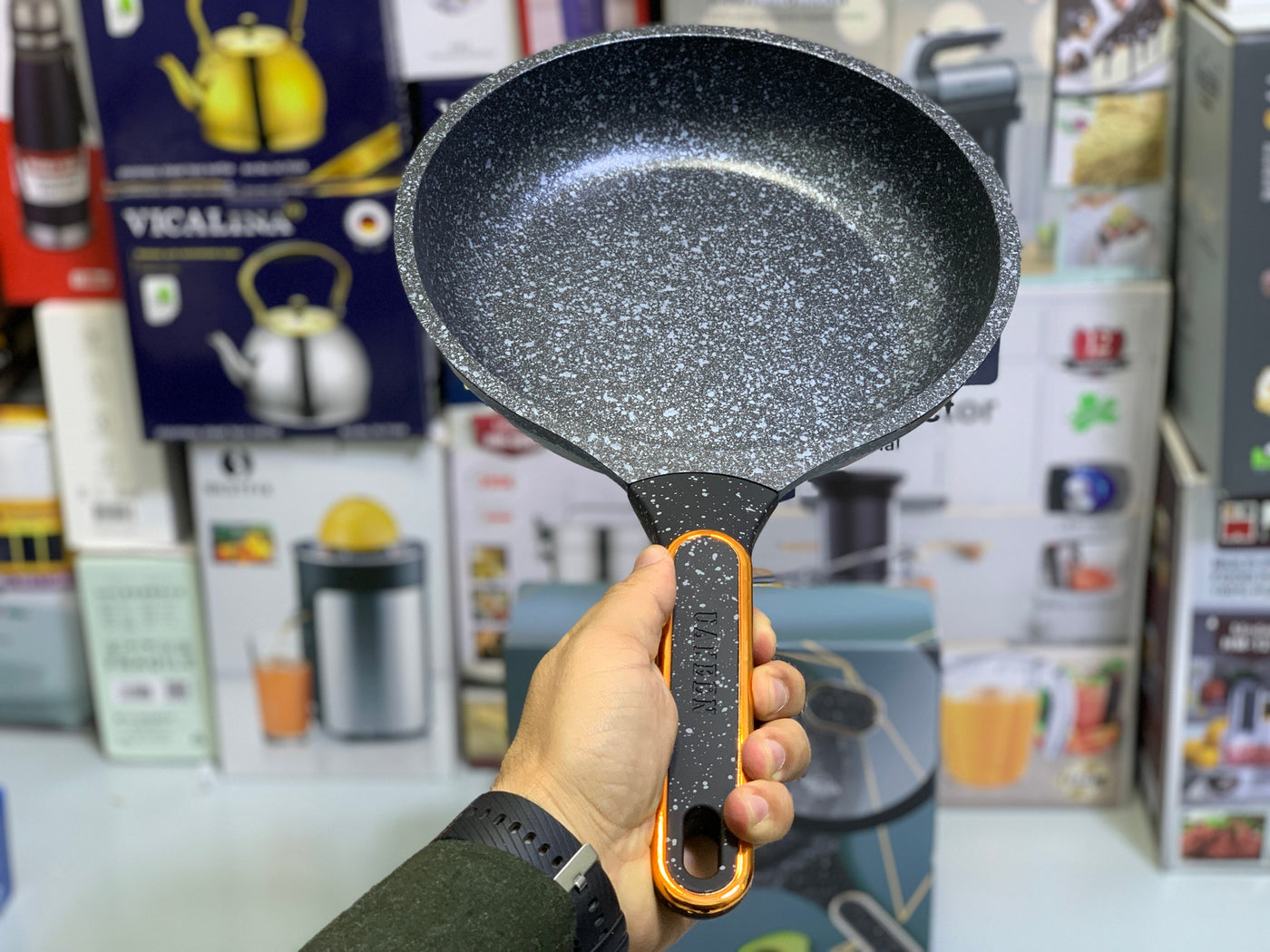 UAKEEN Die Cast Frying Pan 24cm and 2L