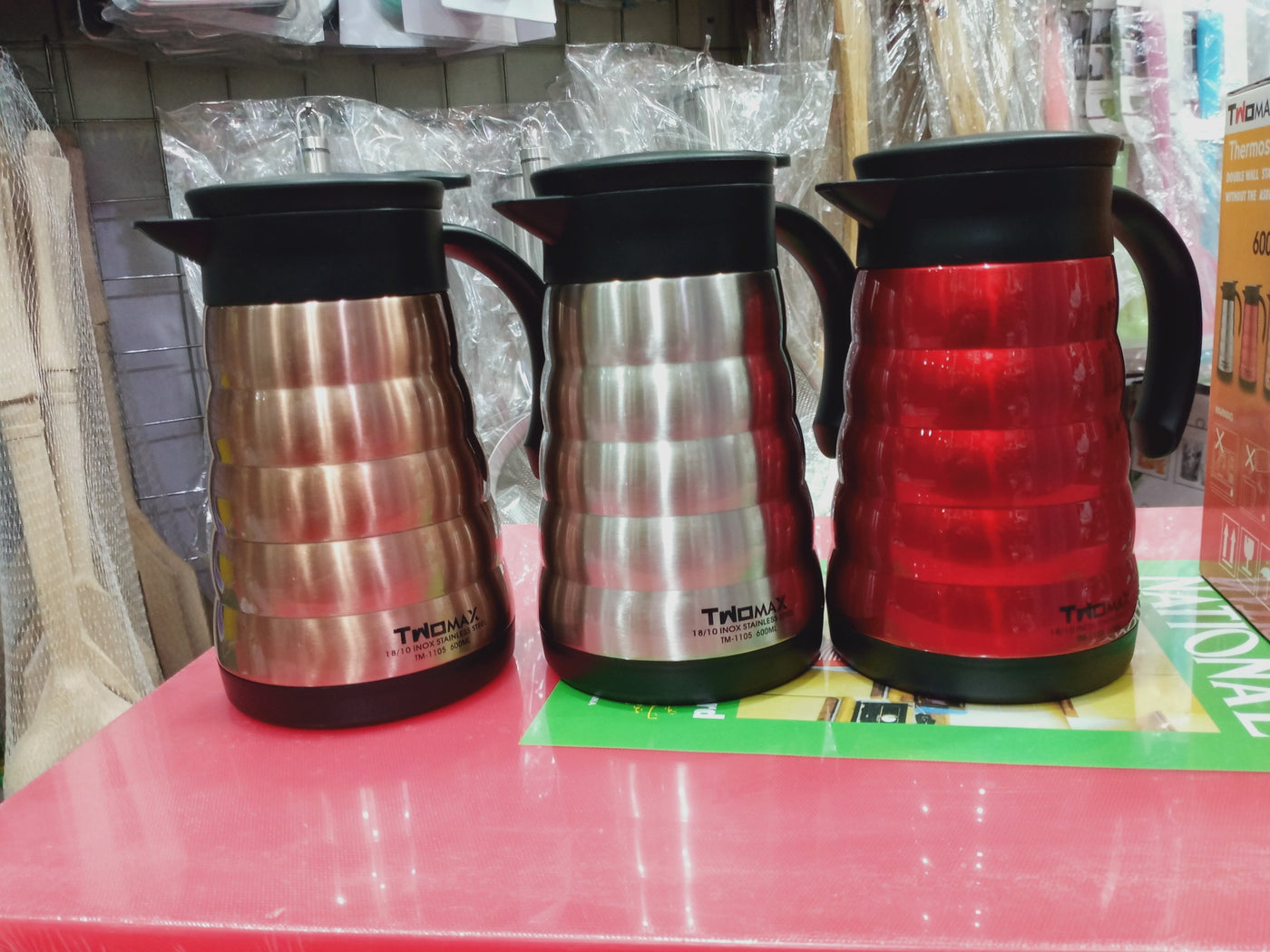 Imported Stainless steel thermos with capacity of 600 ml